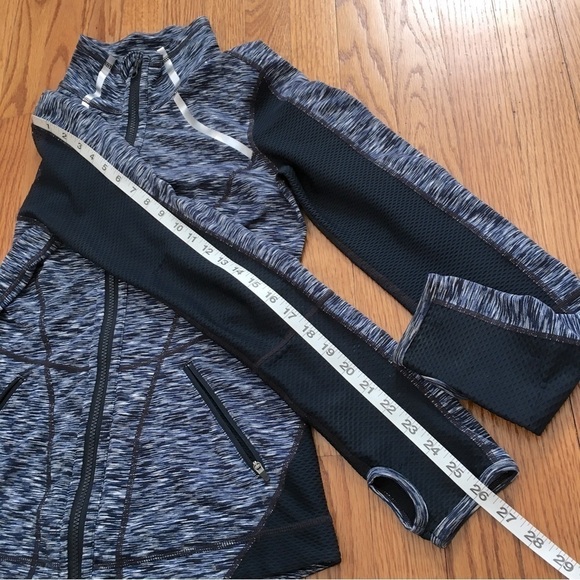 Zell Multi Blue Semi Sheer Zip Up Fitted Thumbhole Light weight Athletic Jacket - Picture 14 of 16